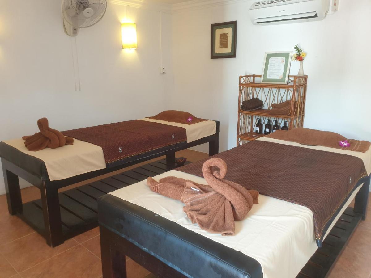 Bohemiaz Resort and Spa Kampot Bagian luar foto