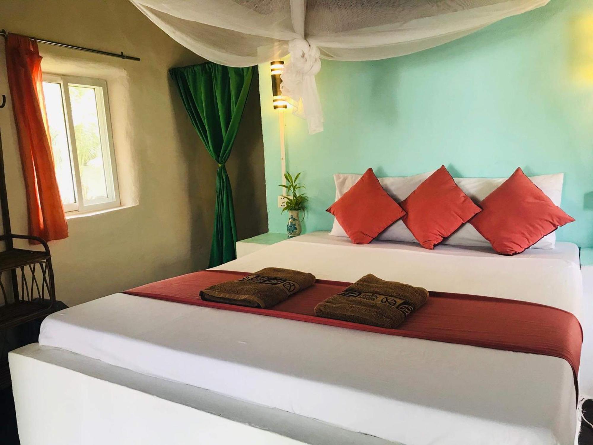 Bohemiaz Resort and Spa Kampot Bagian luar foto