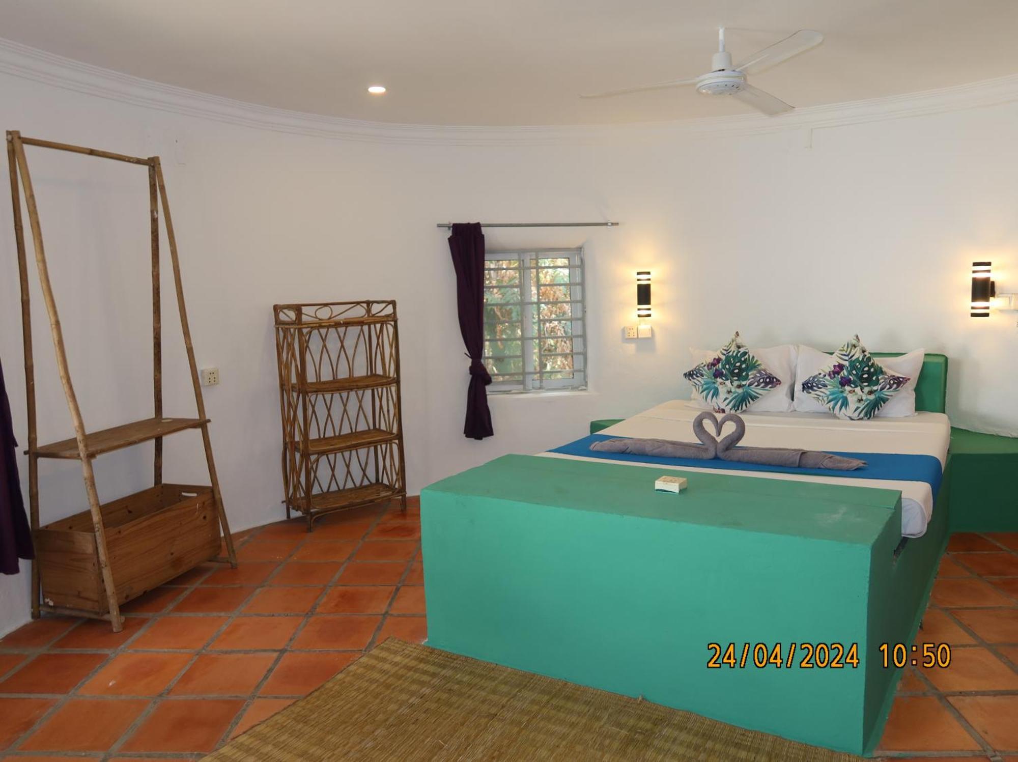 Bohemiaz Resort and Spa Kampot Bagian luar foto